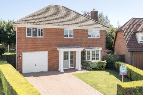 Green Close, Hawkinge, CT18
