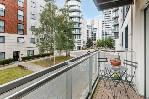 Pump House Crescent, Brentford, London, TW8