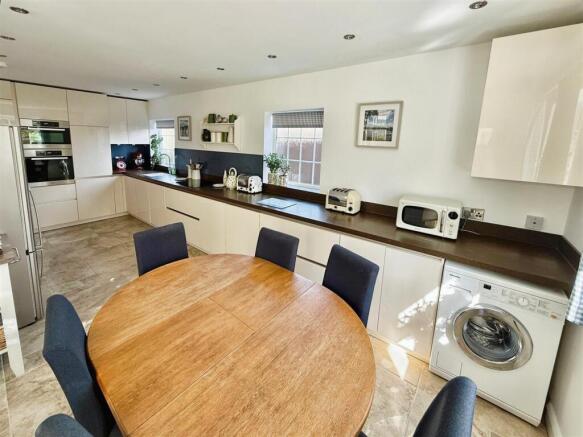 Breakfast Kitchen