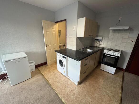 Kitchen to bathroom.jpg