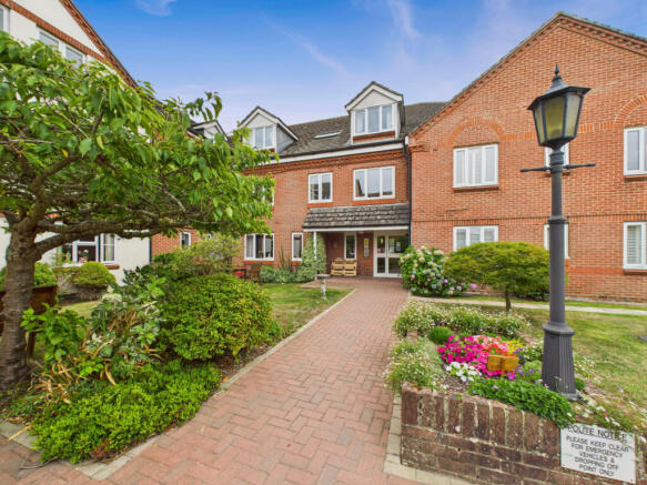 2 Bedroom Retirement Flat for Sale