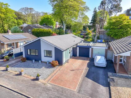 Manning Avenue, Highcliffe, Christchurch, BH23