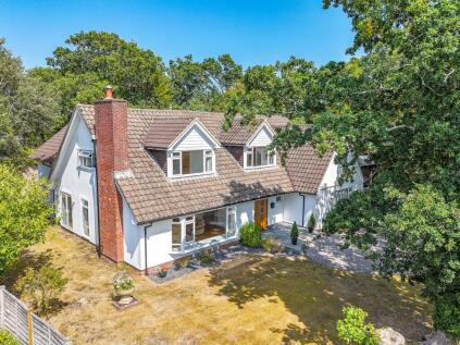 Barrs Avenue, New Milton, BH25