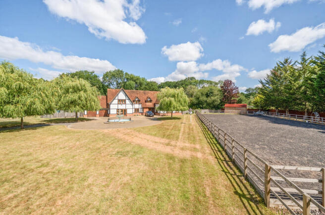 1318781-3-686cf50...