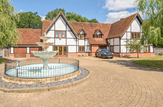 1318781-7-686cf41...