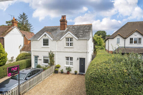 Chequers Lane, Eversley, Hook, Hampshire, RG27
