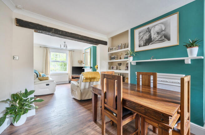 1343950-7-68b9a8c...