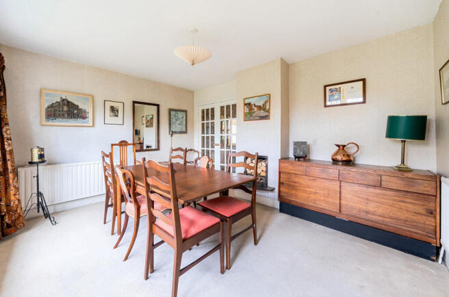 1373096-12-690b28...