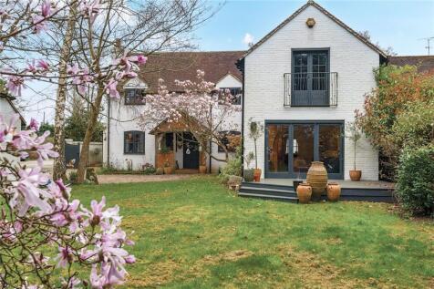 Old Forest Road, Wokingham, Berkshire, RG41