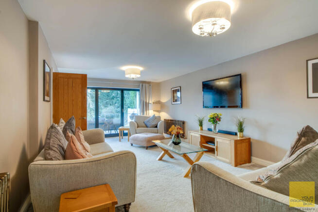152 Battenhall Road-22