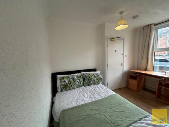 bed 1 (3)