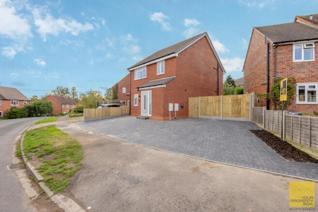 DavenhamClose-68