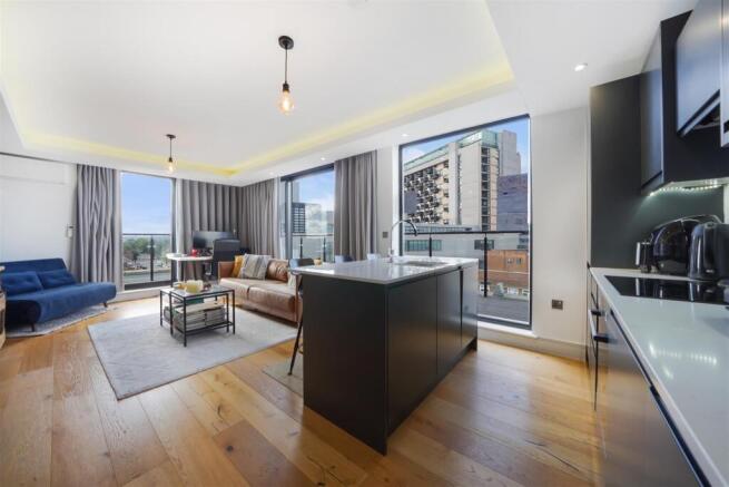 Flat 17, 706 High Road - FmDG1E0Gm6WfQ80tZgIN.jpg