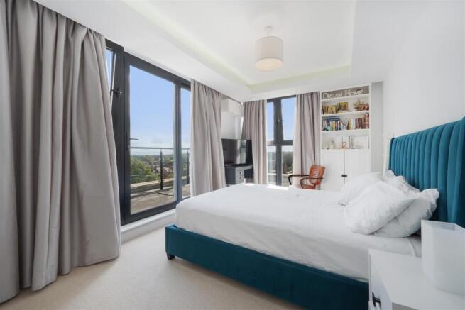 Flat 17, 706 High Road - ysd70RmrYN9Fqc1ru55b.jpg