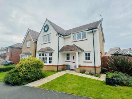 Windward Avenue - Fleetwood - FY7 6FE