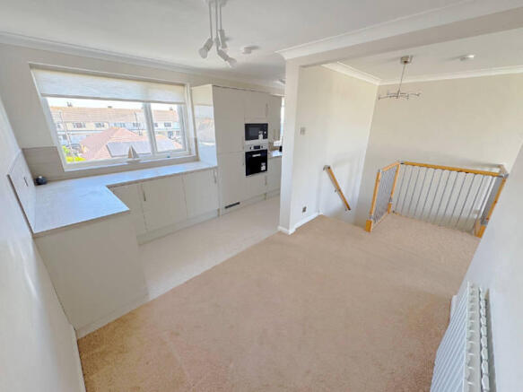 Modern Dining Kitchen