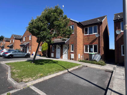 Warren Grove - Thornton Cleveleys - FY5 3TX