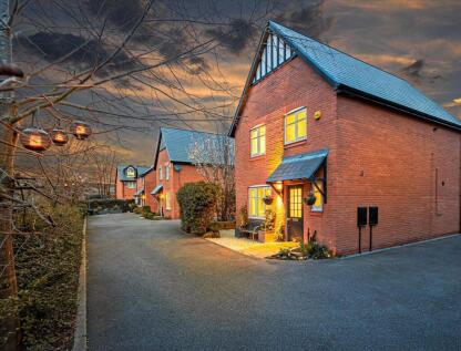 Minerva Close, Altrincham, Greater Manchester, WA14