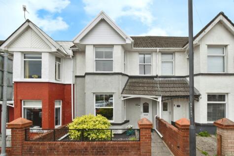 Badminton Grove, Ebbw Vale