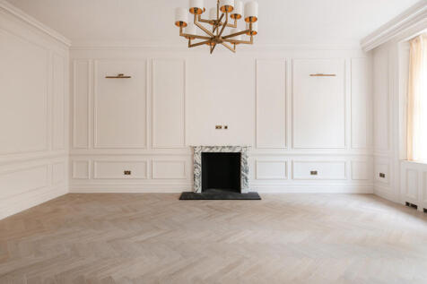 Queen's Gate, London, SW7