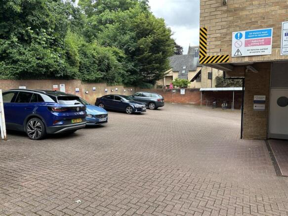St Giles Parking.jpg