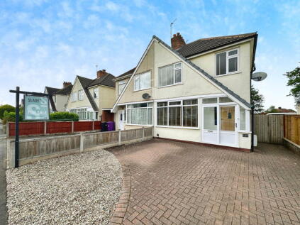 Blackburn Avenue, Claregate, Wolverhampton, WV6 9JT
