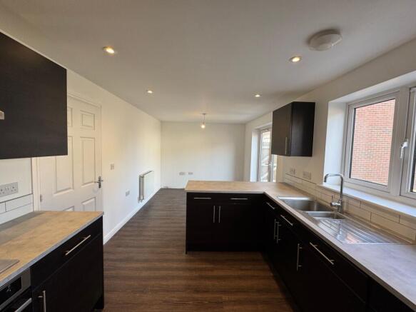 Kitchen with integrated appliances