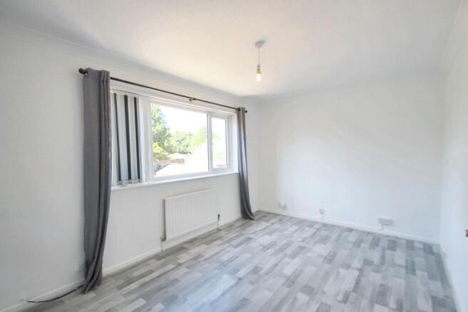 Rear bedroom