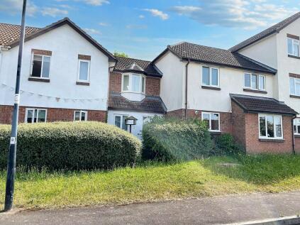 Fivash Close, Taunton, TA1