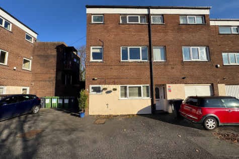 Tinniswood,  Ashton, PR2