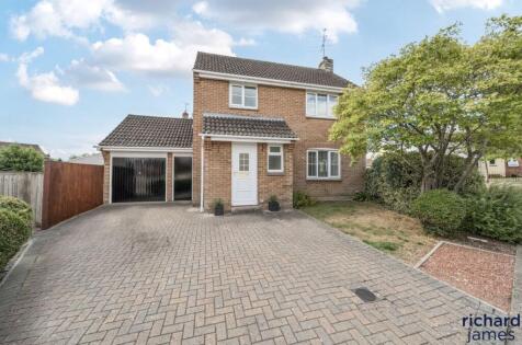 Woollaton Close, Grange Park, Swindon, SN5