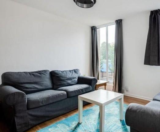 Living Area 2
