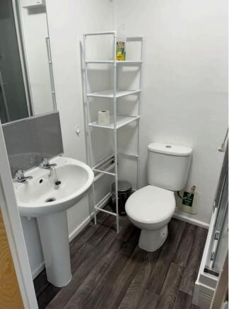 Bathroom2