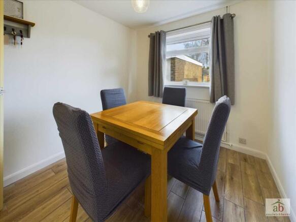 Bedroom 3/dining