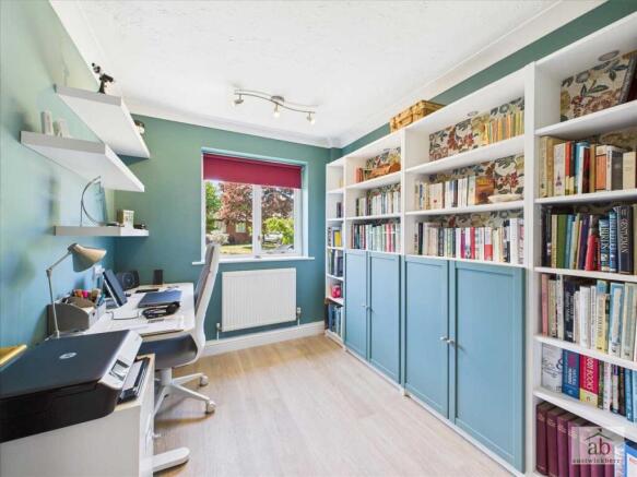 Study/bedroom 6