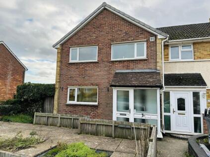 Oakley Road, Shaw, Newbury