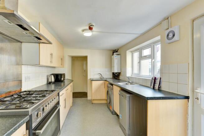 43 Beaconsfield Road Kitchen