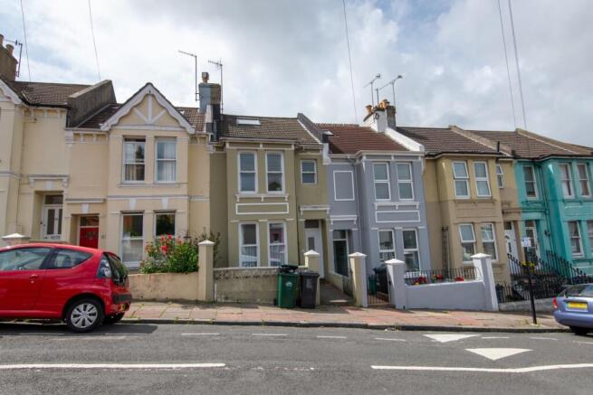 99 Brading Road FOH