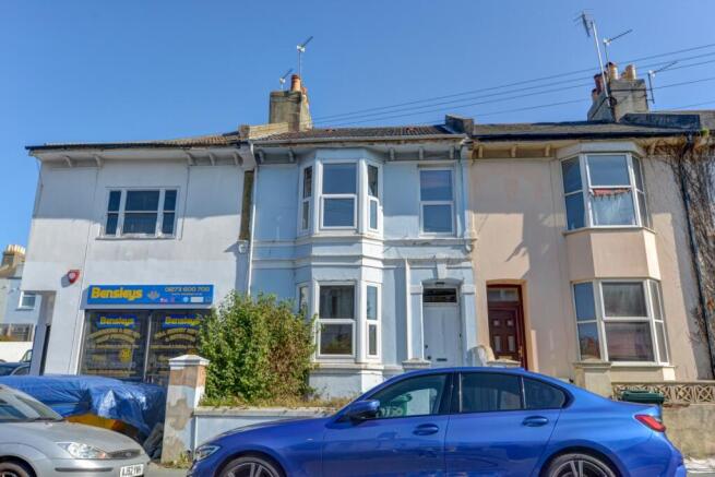 8 DeMontfort Road FoH
