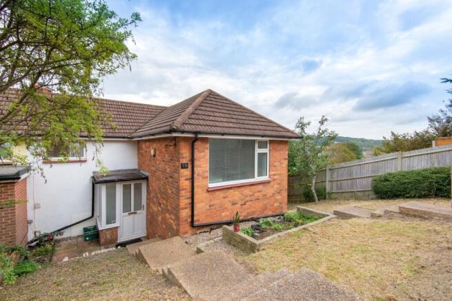 19 Canfield Close FoH