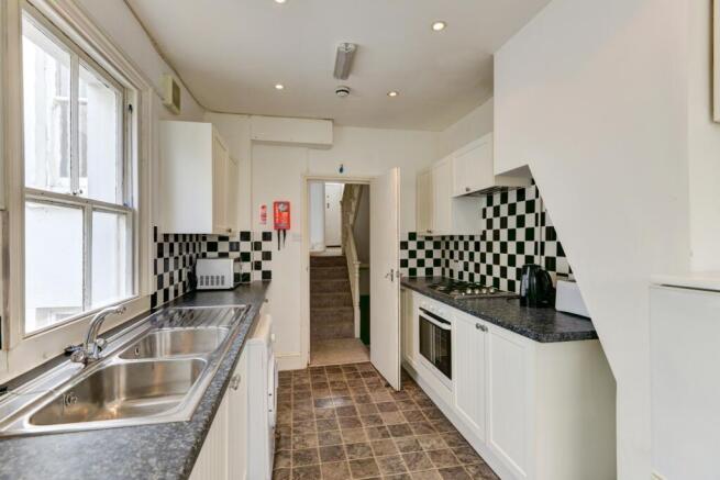 KITCHEN (2)