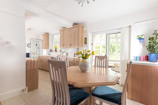 Kitchen/Breakfast