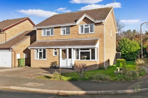 Cypress Close, Evesham