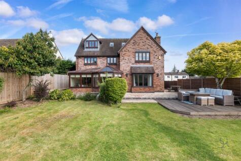 Main Street, Aldington, Evesham