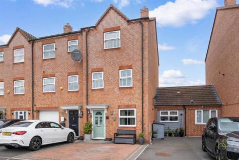 Poppy Close, Evesham