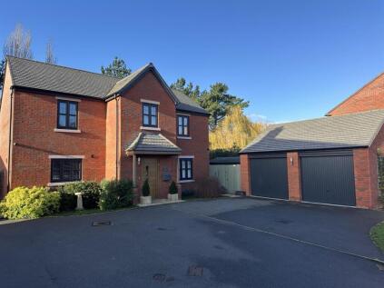 Maybush Gardens, Badsey, Evesham