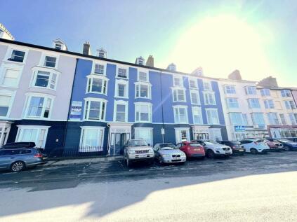 Aberystwyth - 2 bedroom flat for sale