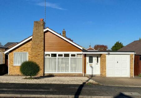 Tring - 4 bedroom bungalow for sale
