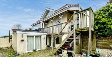 38A & 38B Dracaena Crescent, Hayle, Cornwall, TR27 4EN