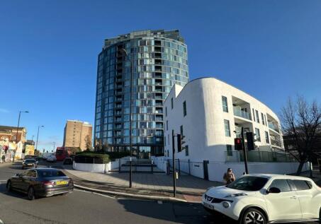 Flat 167 Newgate Tower, 1 Newgate, Croydon, Surrey, CR0 2FE